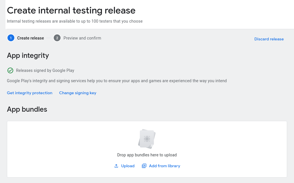 Screenshot showing the 'Create internal testing release' form after setting the signing key with possibility to upload an app bundle